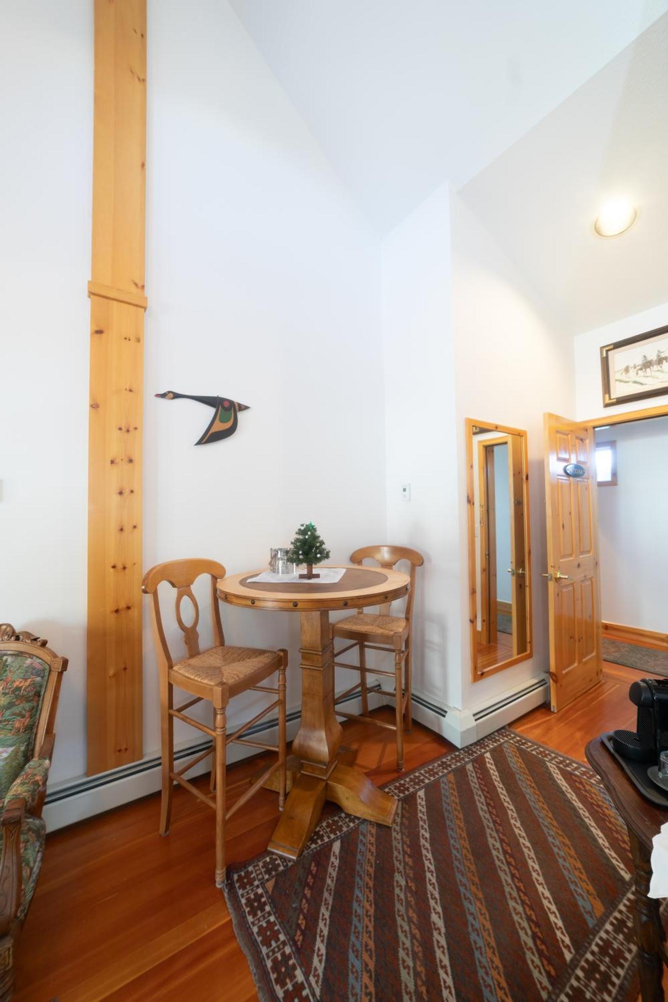 Beaujolais Boutique B&B At Thea'S House Μπανφ Εξωτερικό φωτογραφία