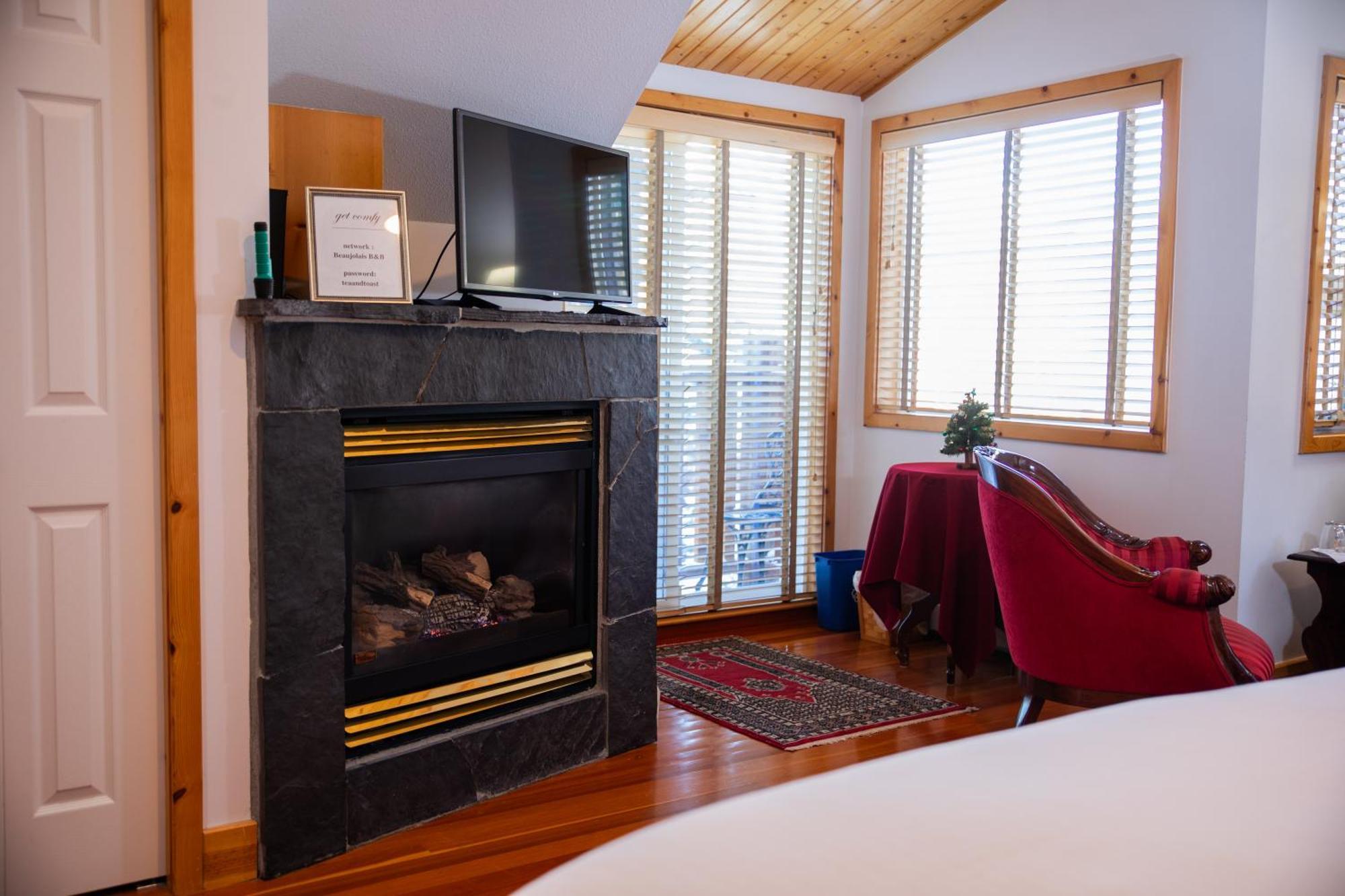 Beaujolais Boutique B&B At Thea'S House Μπανφ Εξωτερικό φωτογραφία